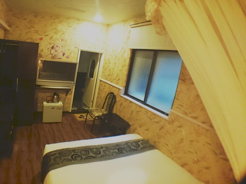 Fu Chia Hotel Chilung Rum bild